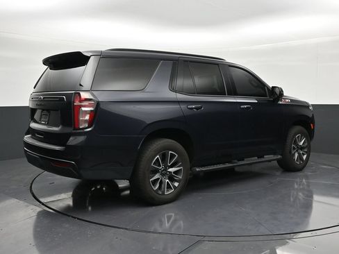 Used 2023 Chevrolet Tahoe Z71 w/ Luxury Package AWD/4WD image 5