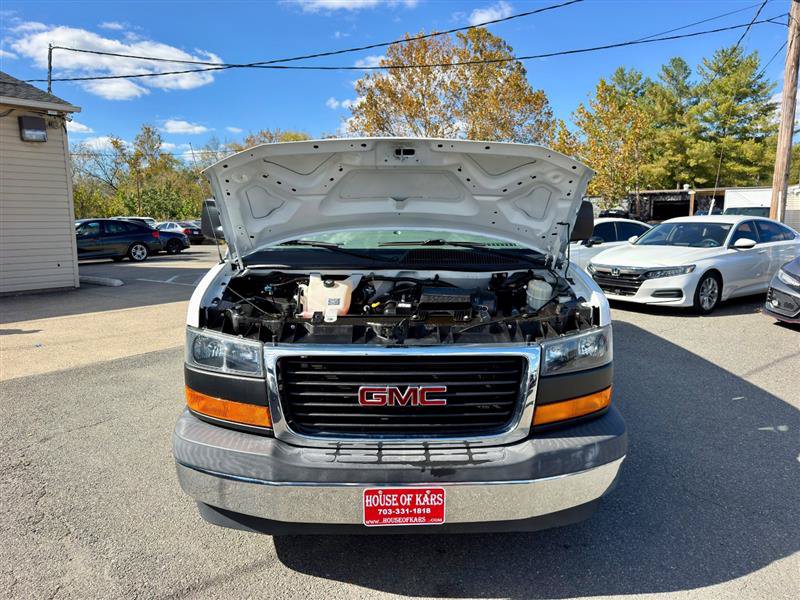 Used 2017 GMC Savana 2500 RWD image 7