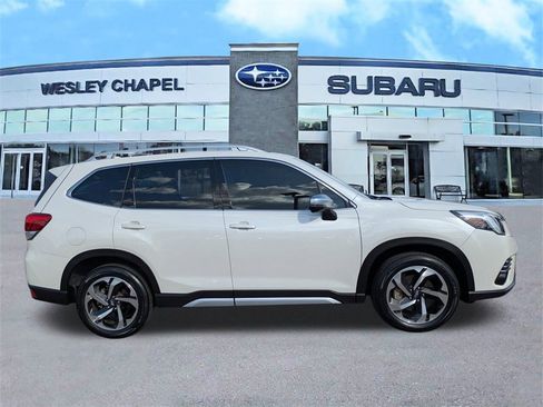 Used 2023 Subaru Forester Touring w/ Popular Package #3 image 4