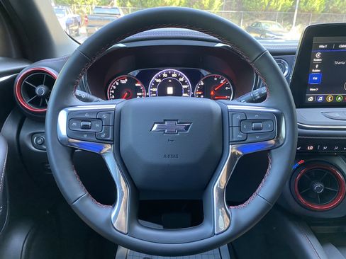 Used 2025 Chevrolet Blazer RS w/ LPO, Cargo Package FWD image 17