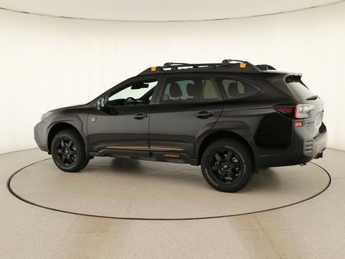 Used 2025 Subaru Outback Wilderness AWD/4WD image 3