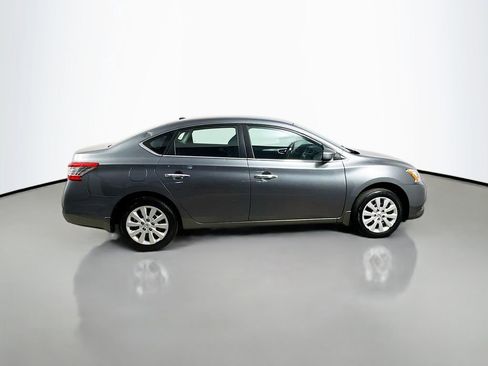 Used 2015 Nissan Sentra SV w/ Cold Weather Package FWD image 9