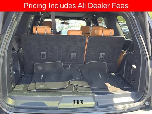 Used 2022 Ford Expedition Platinum AWD/4WD image 14