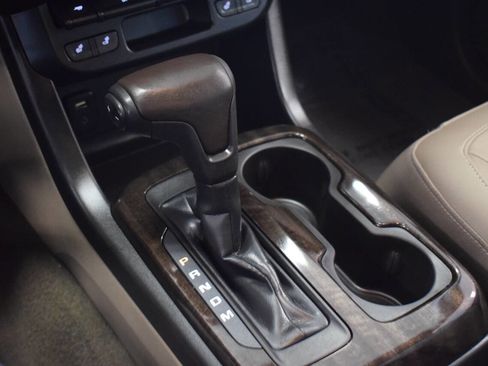 Used 2015 GMC Canyon SLT w/ Driver Alert Package image 87