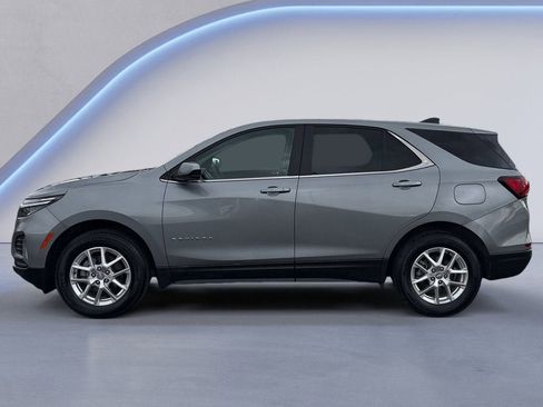 Used 2024 Chevrolet Equinox LT image 2