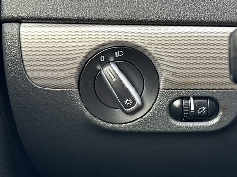 Used 2018 Volkswagen Jetta S w/ Cold Weather Package image 27