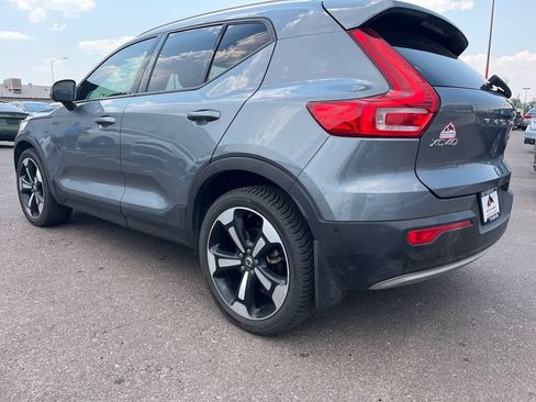 Used 2019 Volvo XC40 T5 Momentum AWD/4WD image 5