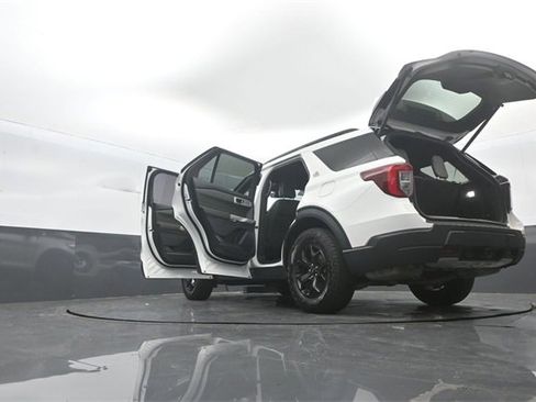 Certified 2022 Ford Explorer Timberline w/ Timberline Technology Package image 39