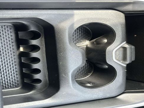 Used 2019 RAM 1500 Big Horn image 17