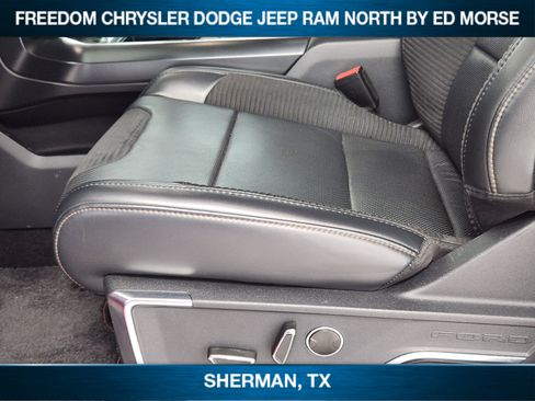Used 2022 Ford F150 Raptor w/ Equipment Group 801A High AWD/4WD image 17