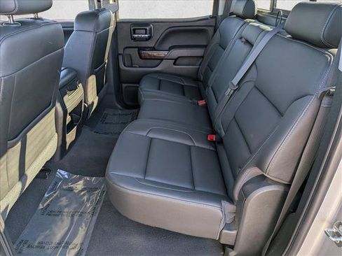 Used 2018 GMC Sierra 1500 SLT image 16