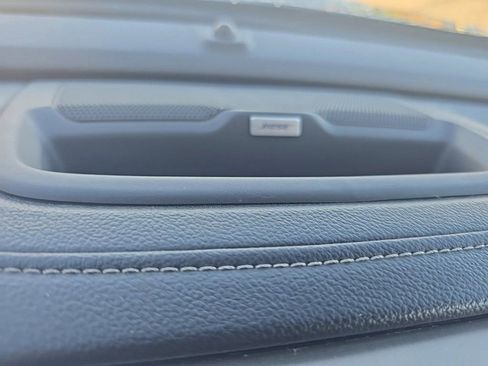 Used 2020 GMC Canyon Denali image 18