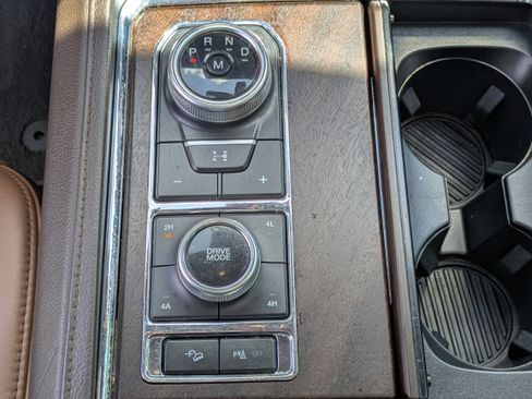 Used 2023 Ford Expedition King Ranch AWD/4WD image 27