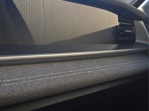 New 2026 Volkswagen Tiguan S image 21