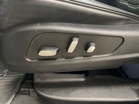 Used 2020 Cadillac XT6 Premium Luxury w/ Platinum Package image 16