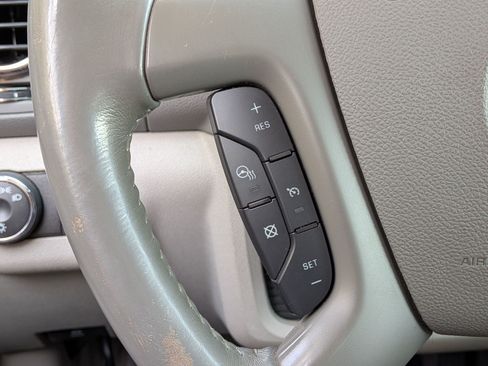 Used 2016 Buick Enclave Leather FWD image 15