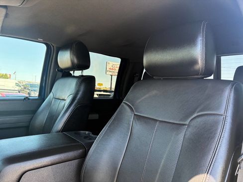Used 2016 Ford F250 Lariat w/ Lariat Interior Package AWD/4WD image 17
