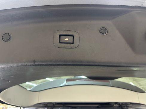 Used 2018 Nissan Armada SL w/ Moonroof Package image 15