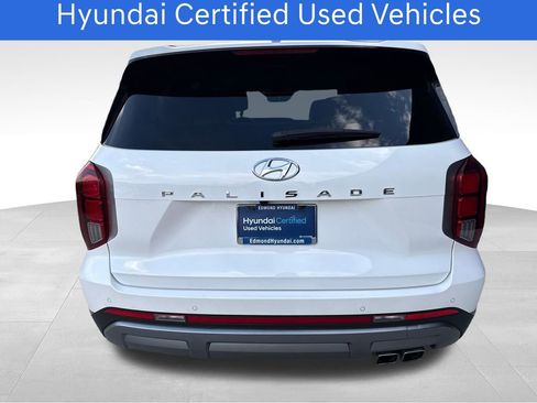 Used 2025 Hyundai Palisade SEL FWD image 4