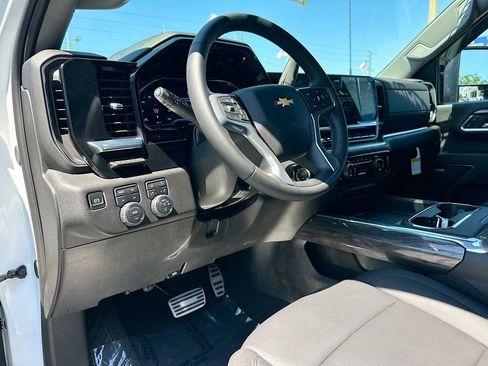 New 2025 Chevrolet Silverado 2500 LTZ w/ LTZ Premium Package AWD/4WD image 10