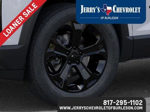 New 2026 Chevrolet Equinox LT w/ Convenience Package II image 9