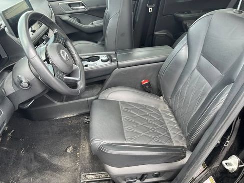 Used 2024 Nissan Rogue Platinum AWD/4WD image 8