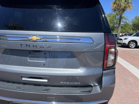 Used 2021 Chevrolet Tahoe Premier AWD/4WD image 43