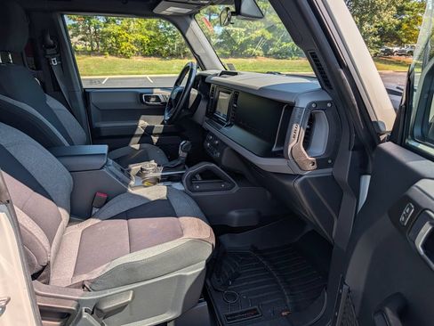 Used 2021 Ford Bronco Big Bend AWD/4WD image 16