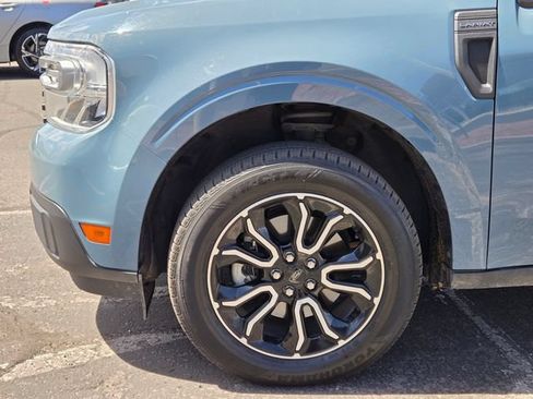 Used 2022 Ford Maverick Lariat w/ Lariat Luxury Package FWD image 9