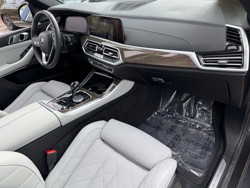 Used 2023 BMW X5 xDrive45e w/ Climate Comfort Package image 23