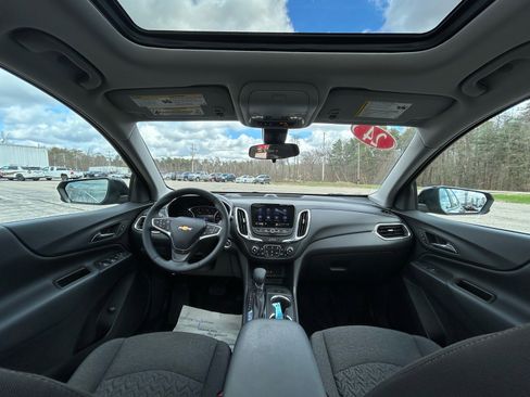Used 2024 Chevrolet Equinox LT image 10
