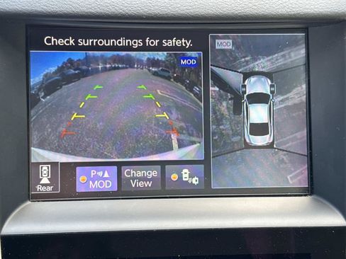 Used 2017 INFINITI Q60 3.0t w/ Premium Plus Package 3.0T image 18