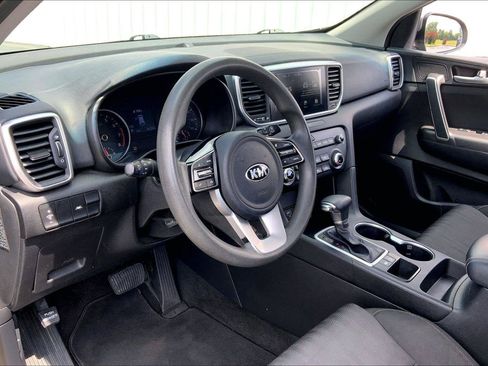 Used 2020 Kia Sportage LX FWD image 11