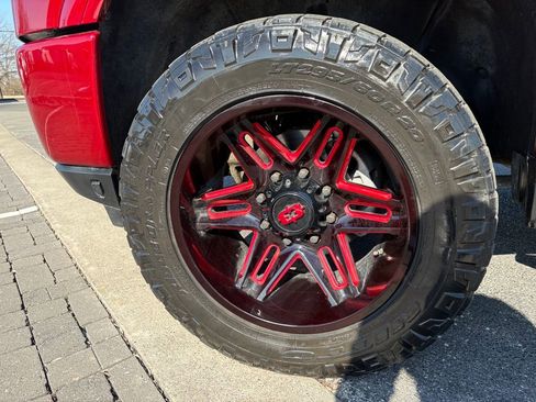 Used 2022 GMC Sierra 3500 AT4 w/ AT4 Preferred Package image 20