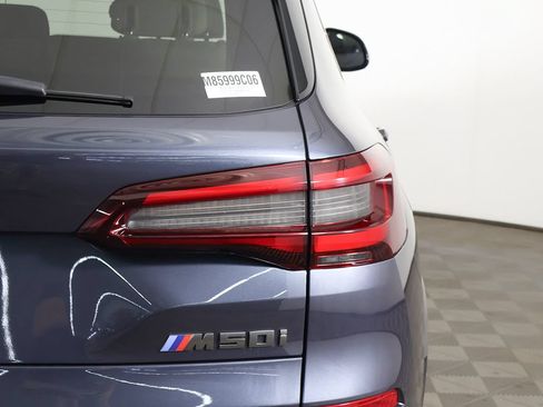 Used 2022 BMW X5 M50i AWD/4WD image 21