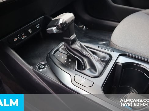Used 2025 Kia K4 FWD image 29