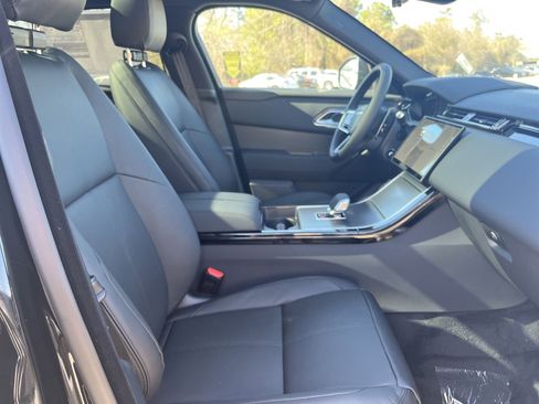 Used 2026 Land Rover Range Rover Velar S image 21