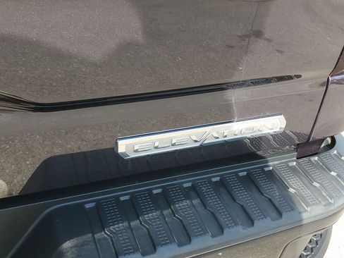 Certified 2022 GMC Sierra 1500 Elevation w/ Elevation Premium Package image 28