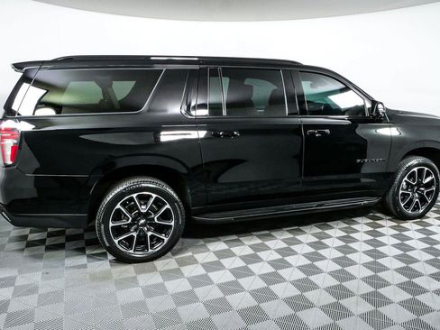 Certified 2024 Chevrolet Suburban RST w/ Luxury Package RWD image 2