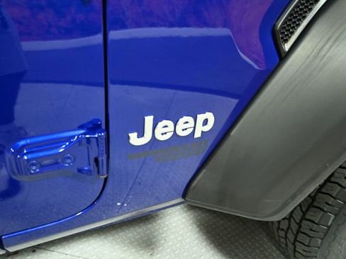 Used 2018 Jeep Wrangler Unlimited Sport S image 15