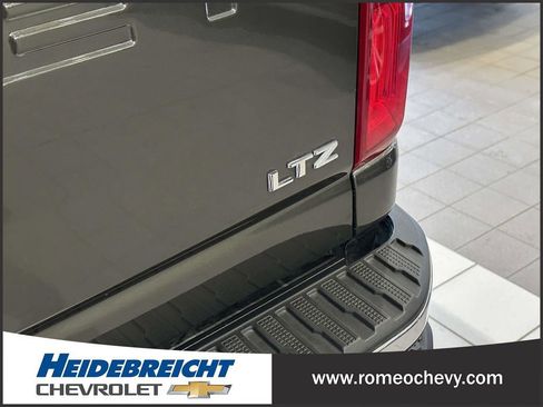 Used 2022 Chevrolet Silverado 2500 LTZ image 13