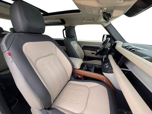 Certified 2022 Land Rover Defender 90 X-Dynamic S image 19