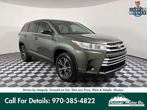 Used 2019 Toyota Highlander LE FWD image 5