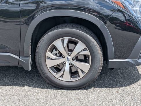 Certified 2023 Subaru Ascent Premium w/ Convenience Package AWD/4WD image 11
