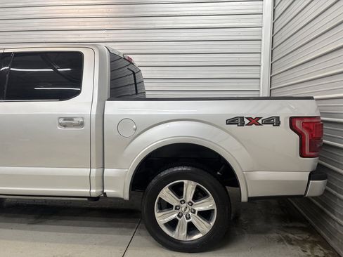 Used 2017 Ford F150 Platinum w/ Equipment Group 701A Luxury image 5