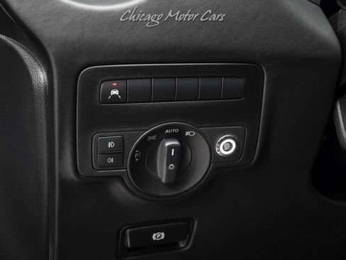 Used 2023 Mercedes-Benz Metris BRABUS Package Apple TV Intern image 10