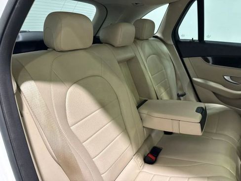 Used 2019 Mercedes-Benz GLC 300 image 28