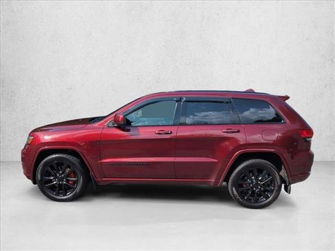Used 2021 Jeep Grand Cherokee Laredo X AWD/4WD image 9