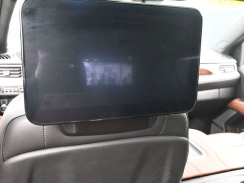 Used 2023 GMC Yukon XL Denali Ultimate w/ LPO, Floor Liner Package AWD/4WD image 13
