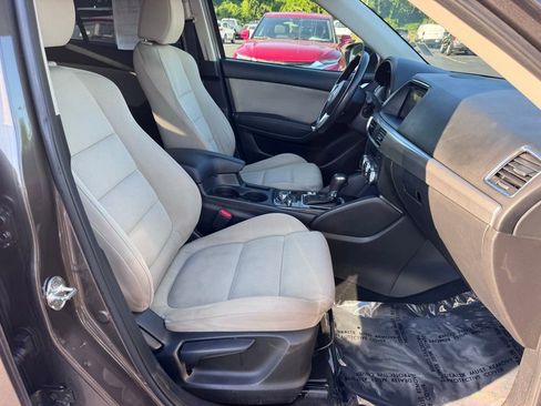 Used 2016 MAZDA CX-5 Touring w/ Bose/Moonroof Package FWD image 24